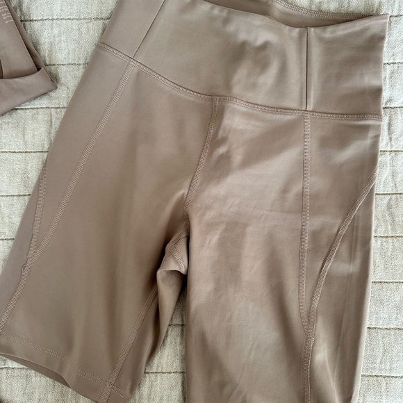 Girlfriend Collective - 3 Piece Set - Limestone - Size Small - Picture 13 of 14